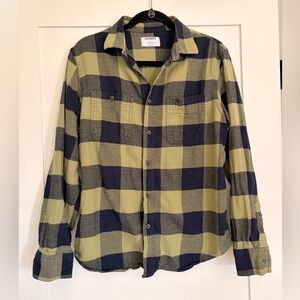 Old Navy plaid flannel shirt